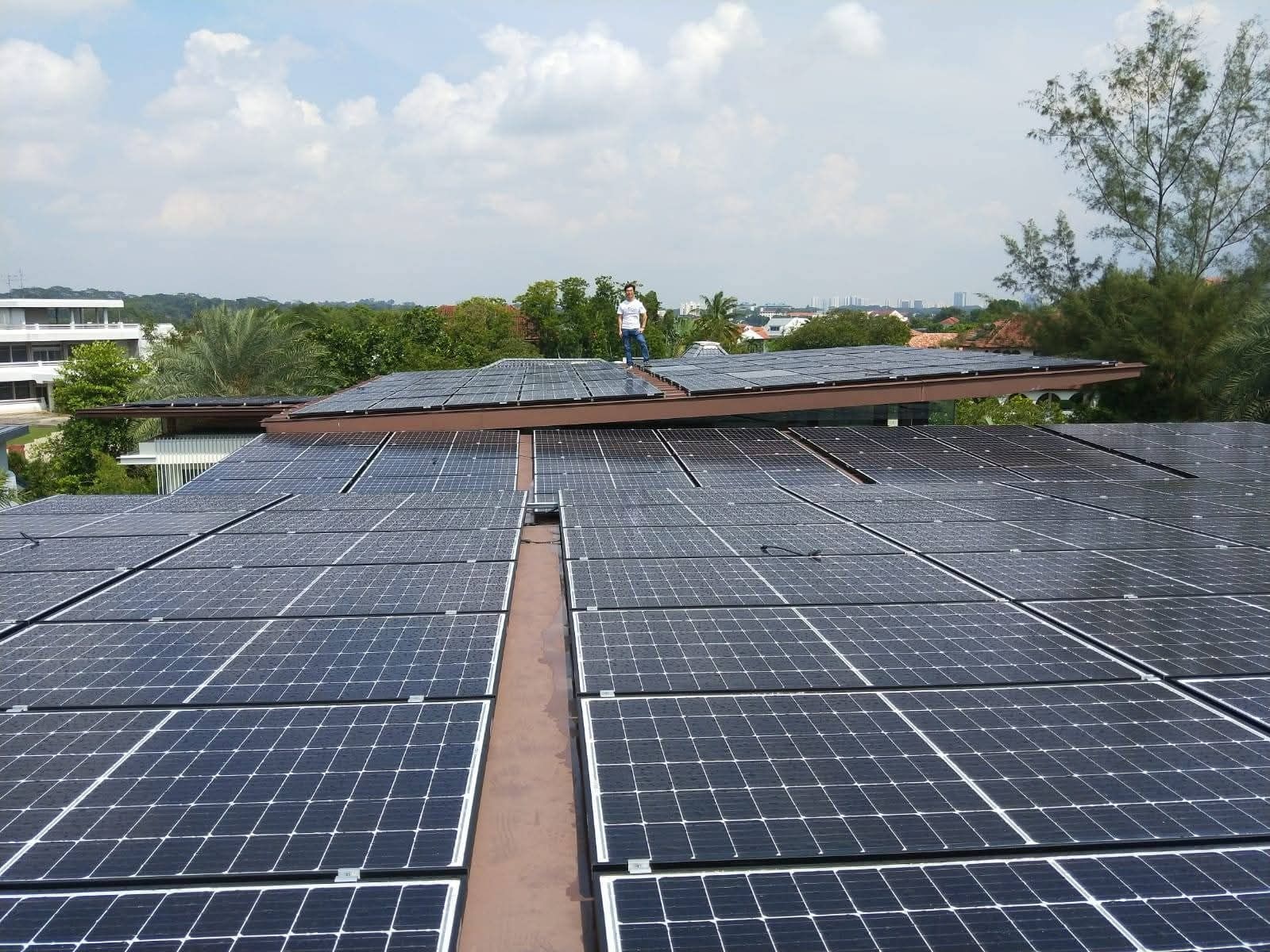 Solar-Integrated Metal Flat Seam Roof preview