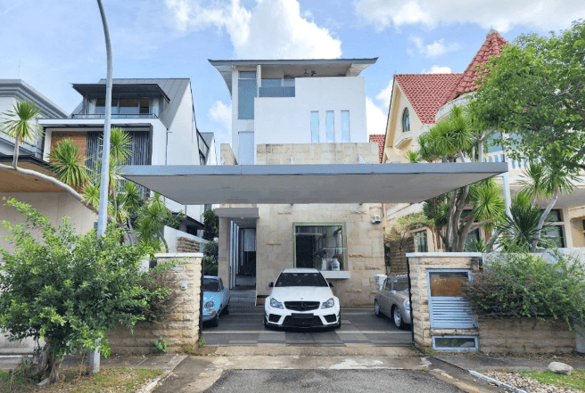 Detached House preview