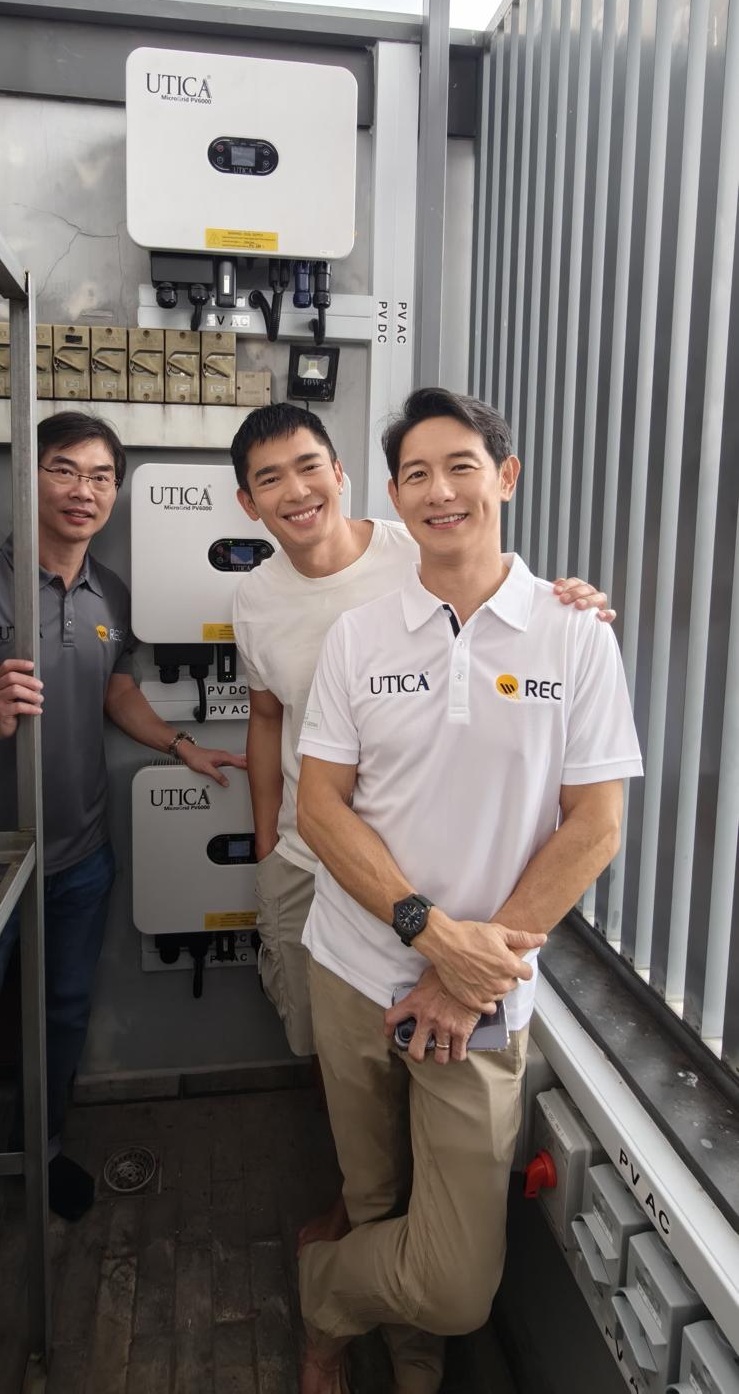 Solar Roof Installation, Utica and Elvin Ng closely working together